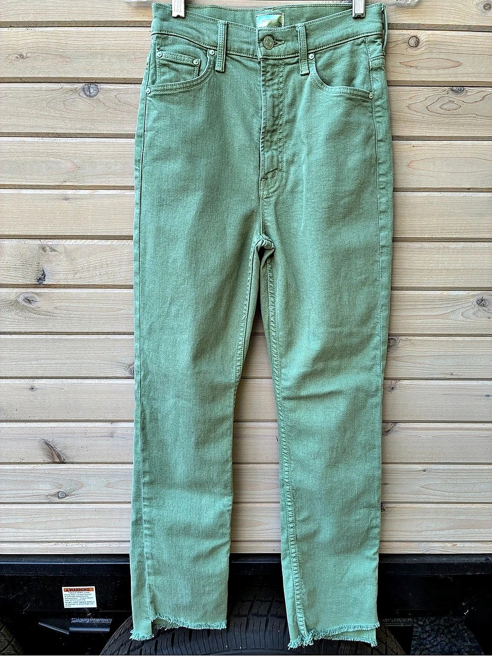 MOTHER High Waisted Rider Ankle Step Fray Jeans